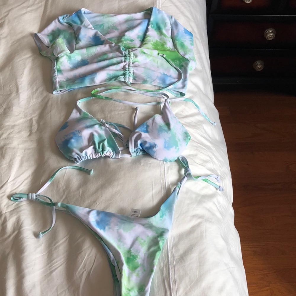 Brand new 3 piece bikini set